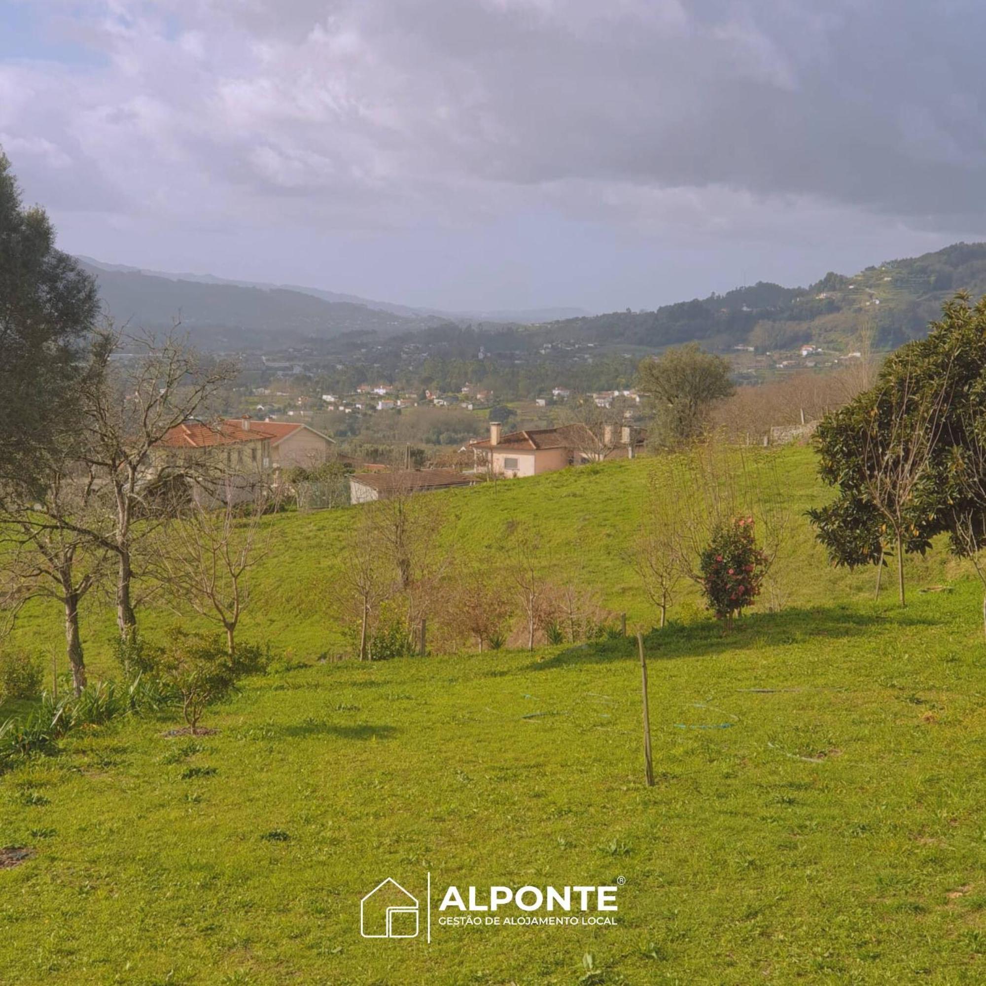 Quinta Da Costeira - Casa Azul Do Limoal By Alponte Villa Arcos de Valdevez Luaran gambar